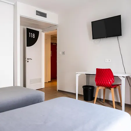 Hotell Cis Lamourelle Centre International De Sejour *