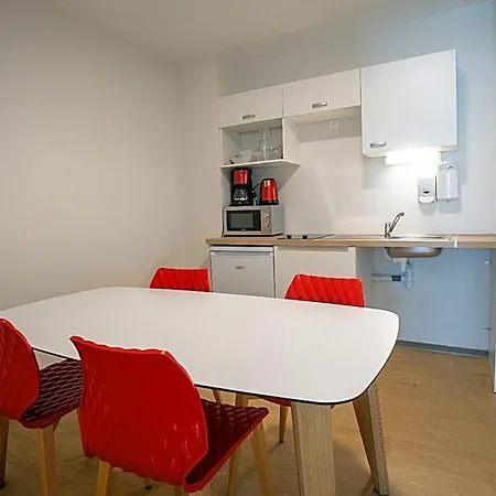 Hotel Cis Lamourelle Centre International De Sejour Carcassonne