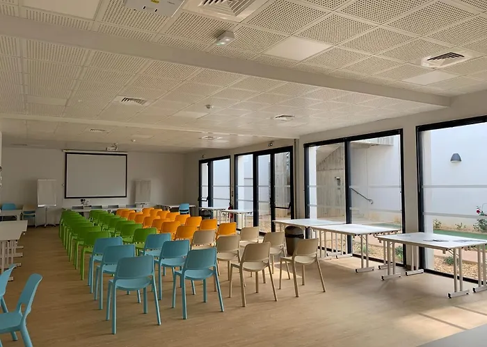 Cis Lamourelle Centre International De Sejour Отель Каркассон