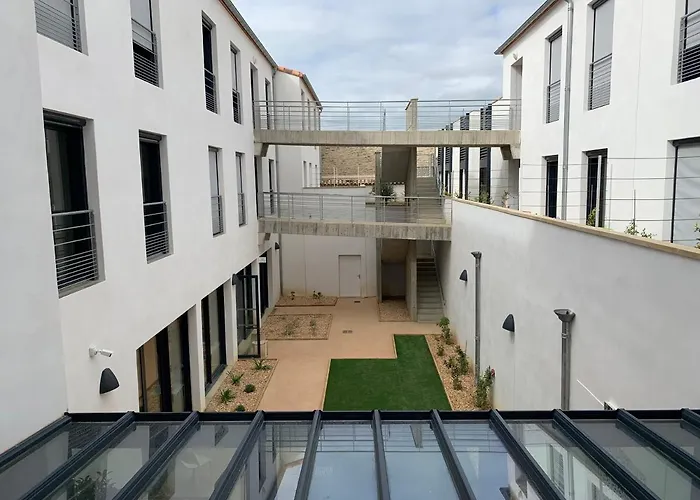 Cis Lamourelle Centre International De Sejour Отель