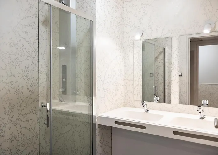 Cis Lamourelle Centre International De Sejour Каркассон